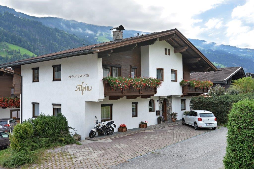 Apartment Alpin Aschau Im Zillertal Bagian luar foto