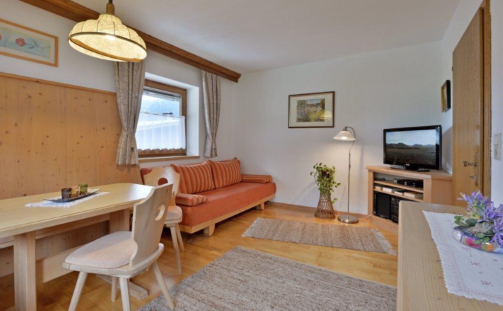 Apartment Alpin Aschau Im Zillertal Ruang foto